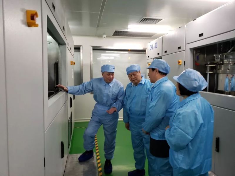 LED科技成果是呕心沥血拼搏出来的！ --有感江校长又获五项国际领先评鉴