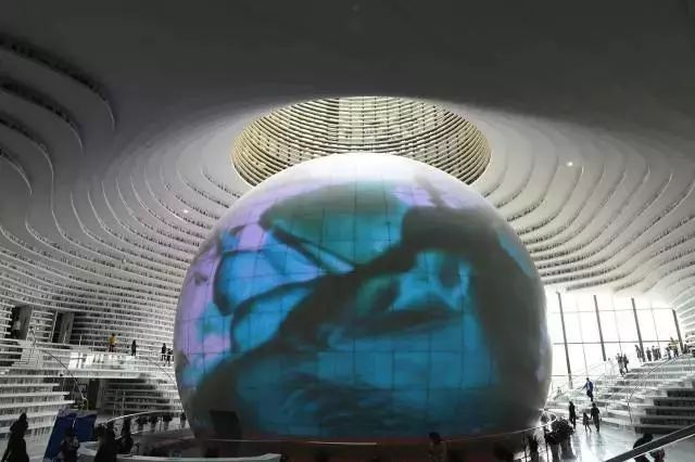 图书馆之光：天津滨海图书馆