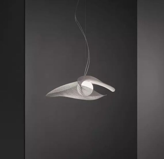 会飞的台灯、刻画时间流逝的灯…灯具设计还有如此多新花样