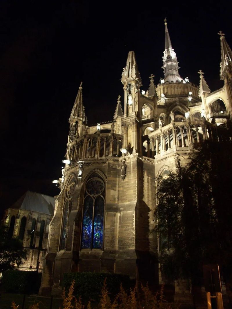 法国灯光设计大师的夜间照明世界