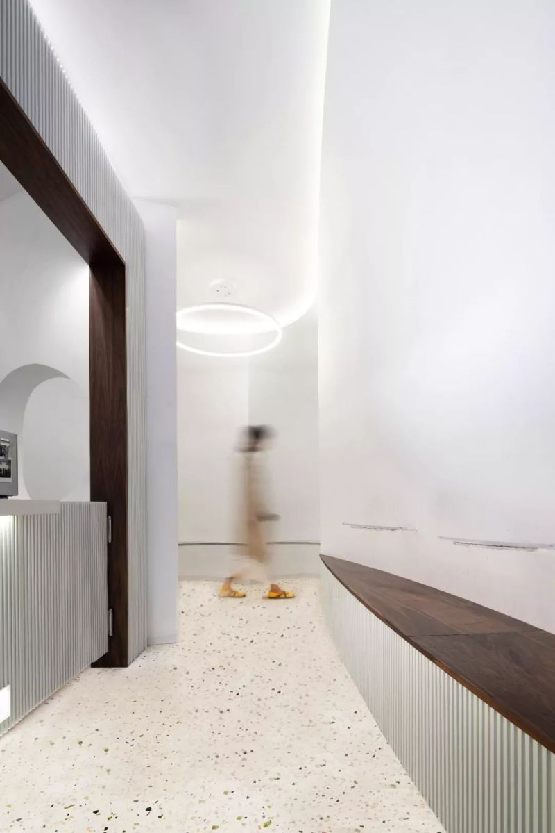 特立独行 | 一间“羊肚子”里的咖啡馆