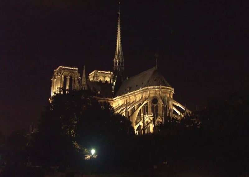 法国灯光设计大师的夜间照明世界