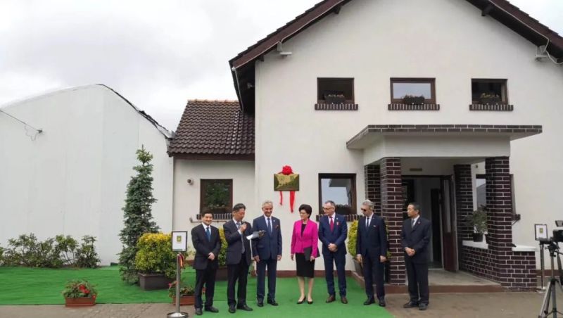 中国植物工厂技术成功进入罗马尼亚，首个中罗农业科技园布加勒斯特落成