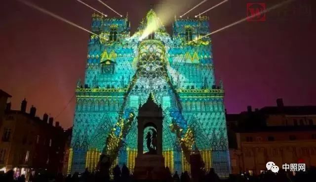 灯光秀：不只灯光，也不只秀！