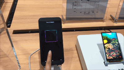 天马SID展出MicroLED、MiniLED、OLED等相关技术显示屏