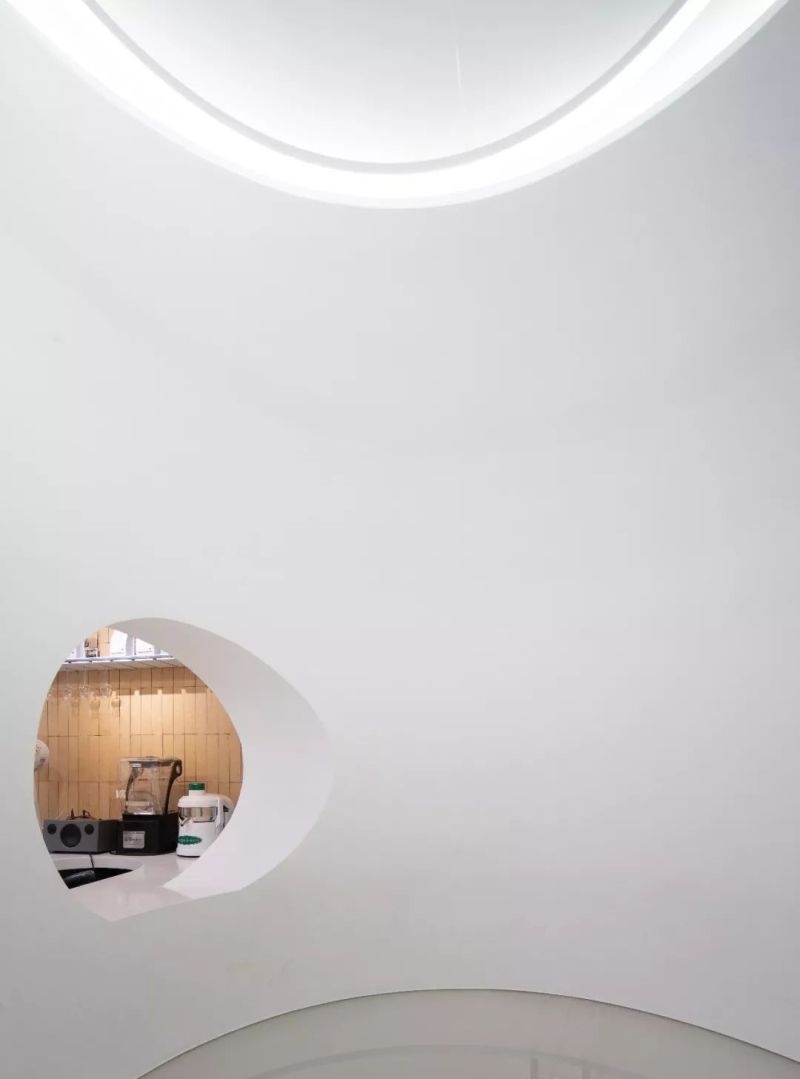 特立独行 | 一间“羊肚子”里的咖啡馆