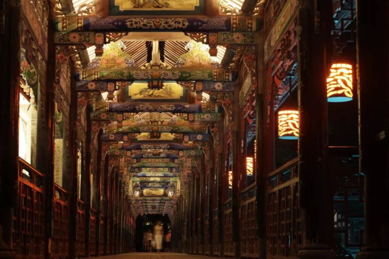 法国灯光设计大师的夜间照明世界