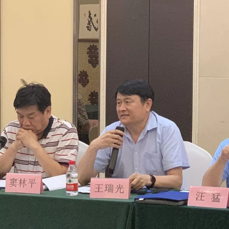 《汽车工业企业LED照明应用标准》讨论会在长春召开