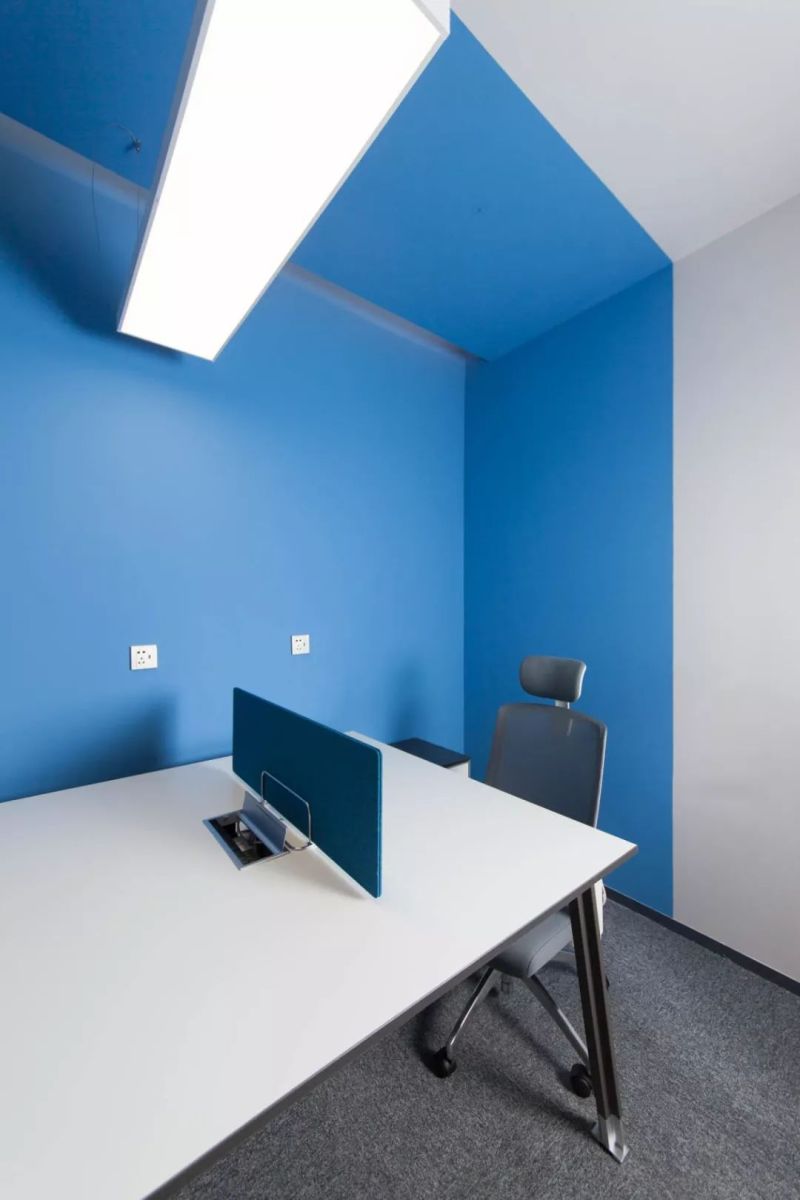 色彩“点亮”空间 | 上海蓝橙办公室