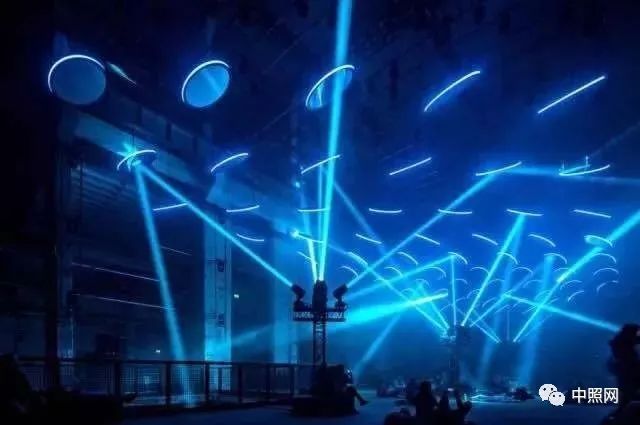 灯光秀：不只灯光，也不只秀！