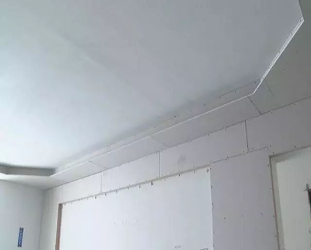 装修时灯带这样装，实用又好看