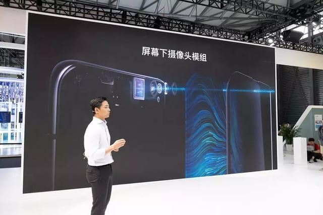 全面屏的终极方案！屏下摄像头技术前瞻