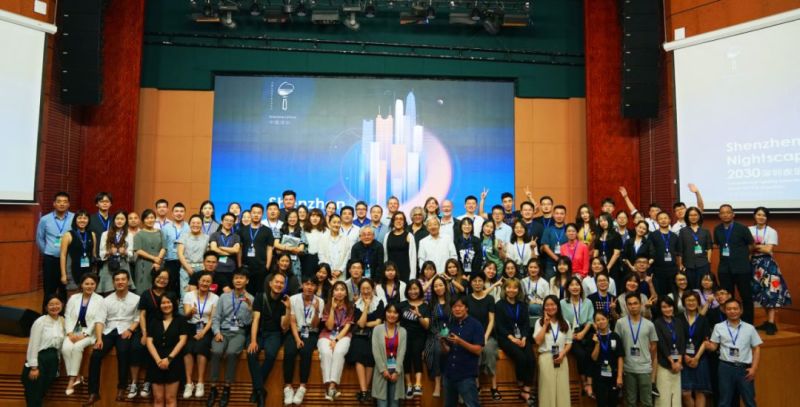 圈内从没见过这么有趣的辩论会，或许这就是深圳吧