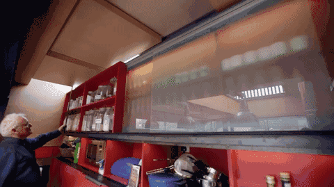 老爷子爆改66㎡别墅！一手烂牌， 却打出了王炸。