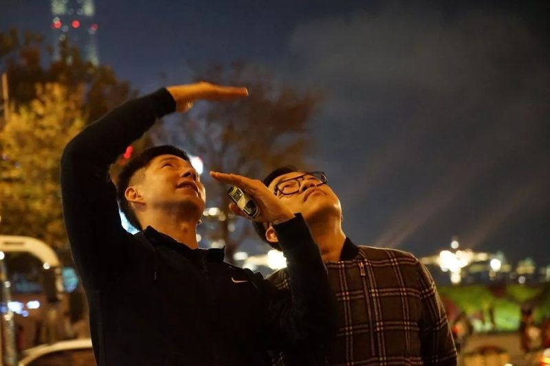 赖雨农：在奔跑中捕捉外滩的美