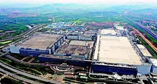 走进武汉华星光电工厂探访第六代LTPS液晶显示面板智能生产线