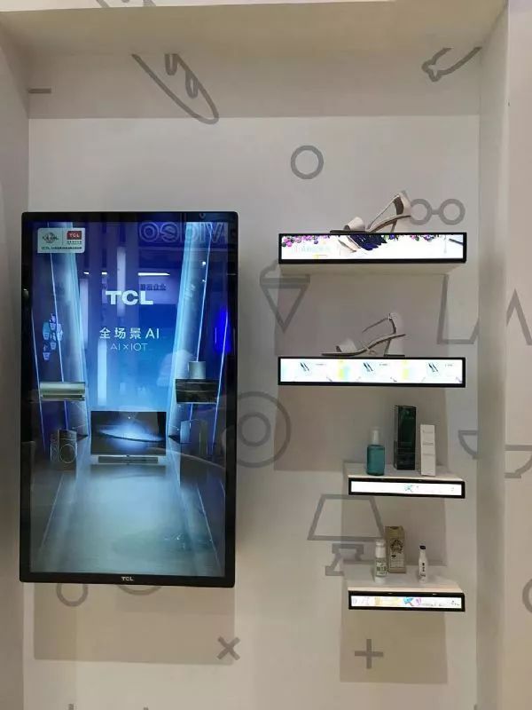 IFC话题：液晶不仅仅玩大屏