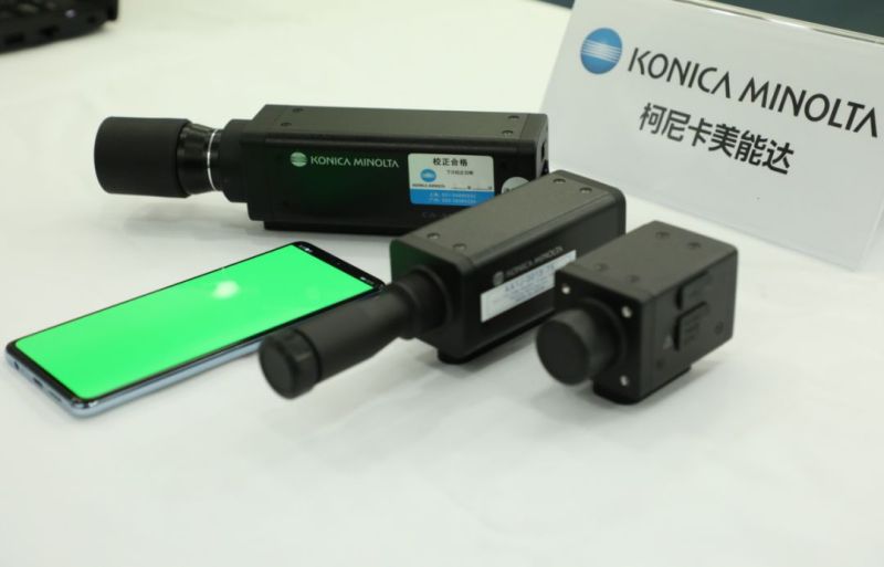 不是所有的AMOLED手机屏都一样！实测华为P30用了怎样一块屏