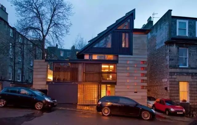 老爷子爆改66㎡别墅！一手烂牌， 却打出了王炸。