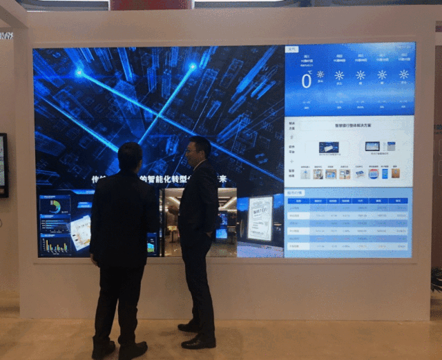 亮相SID | 京东方突破0.99mm拼接屏技术