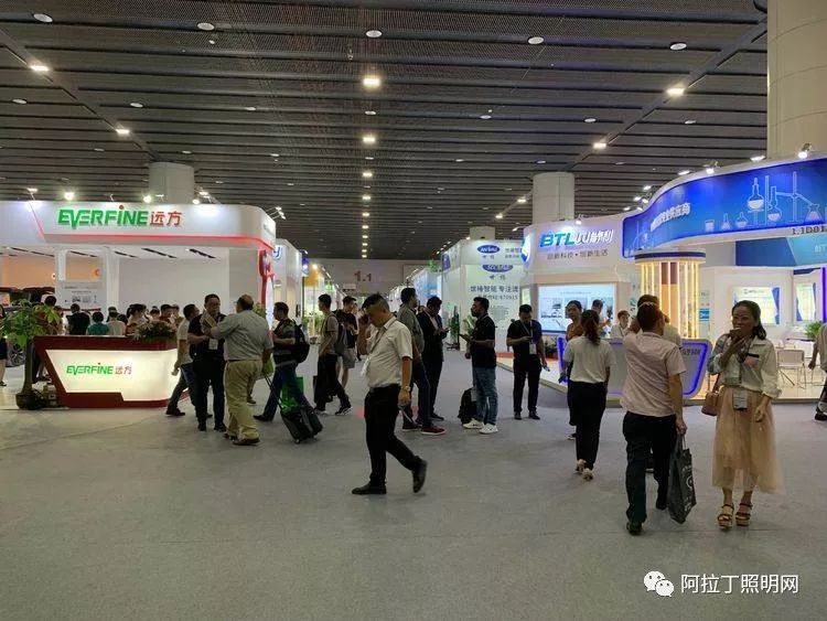 照明变奏Ⅱ：过去过去，未来未来