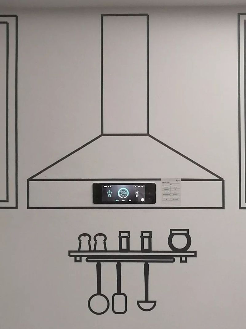 延锋与京东方签署战略合作协议，推动OLED车载显示