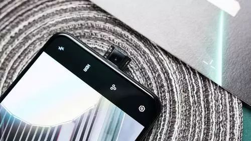 6.5英寸AMOLED全景屏！千元机OPPO K3首发