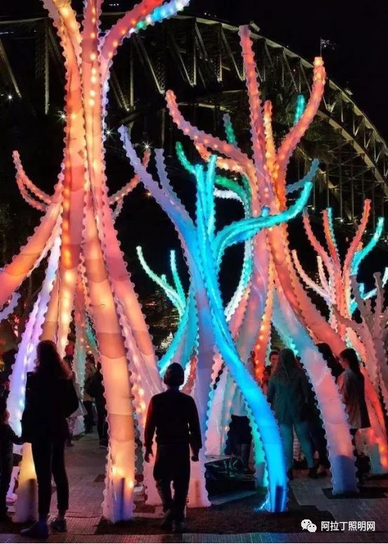 灯光艺术装置的前世今生：如今装置艺术的痛点和前景（下）