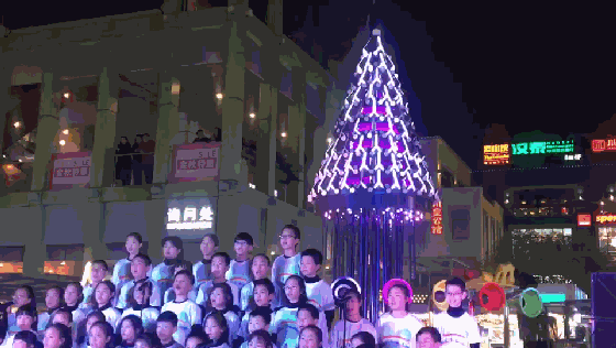 在设计之城蒙特利尔，收割发光的麦田 | 与光共舞