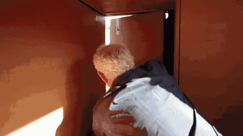 老爷子爆改66㎡别墅！一手烂牌， 却打出了王炸。