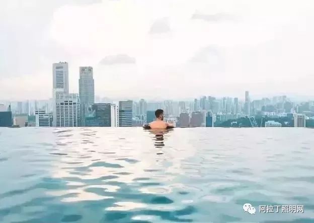 狂砸18亿！上世纪60年代的机场废弃18年后变酒店！