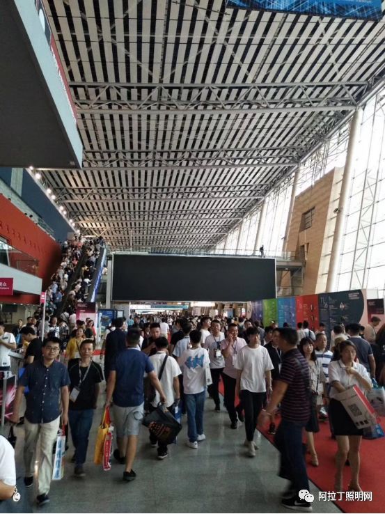 从刷爆朋友圈看今年光亚展都有哪些趋势？