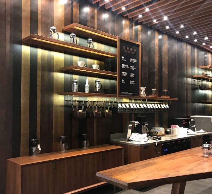 在星巴克喝贵价咖啡，竟引起我的极度舒适……