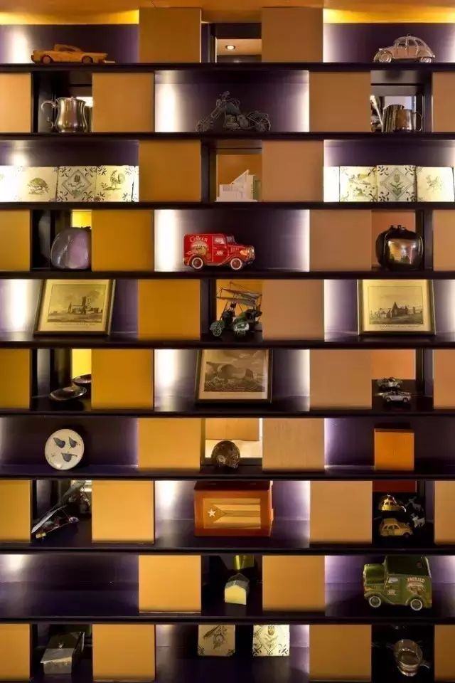 老爷子爆改66㎡别墅！一手烂牌， 却打出了王炸。