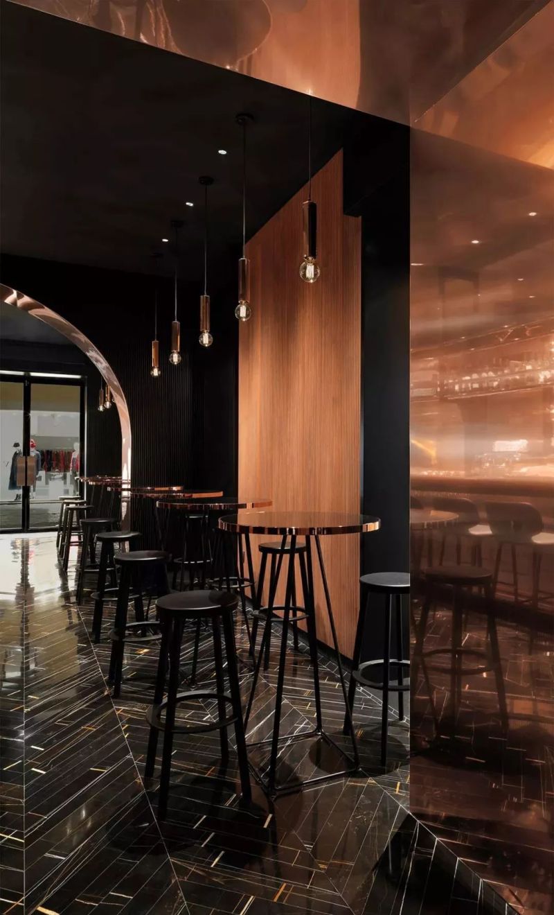 灯光游记 · 解读意大利品牌店铺灯光设计美学