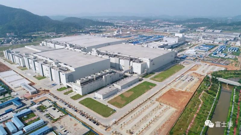 刚刚，富士康广州10.5代LCD产线正式点亮