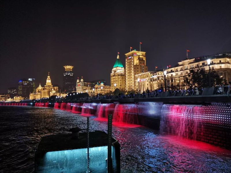 “上海·不夜的精彩”，看进博会如何打造黄浦江水中的高防水性照明！