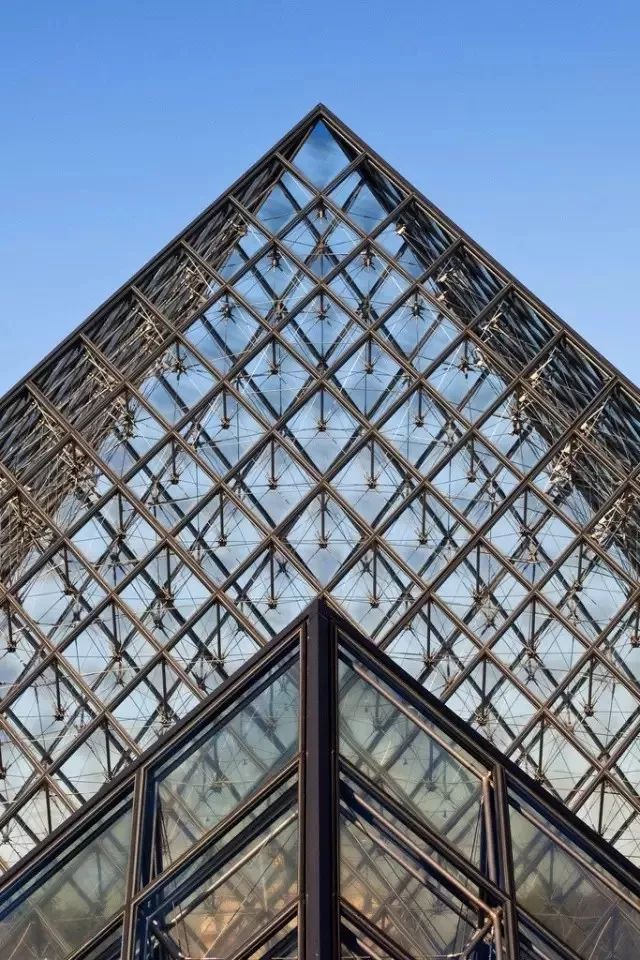 华裔建筑大师贝聿铭逝世，用102年诠释“让光线来做设计”