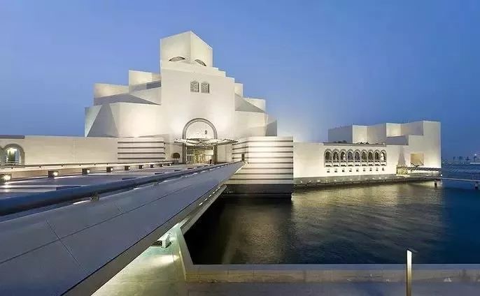 华裔建筑大师贝聿铭逝世，用102年诠释“让光线来做设计”