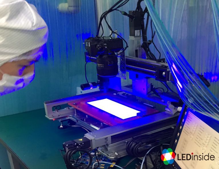 eLux流体组装：低成本高效率实现全彩化Micro LED显示器