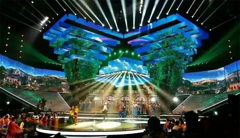 “垃圾标准化”席卷上海，LED显示屏行业标准化也该提上日程