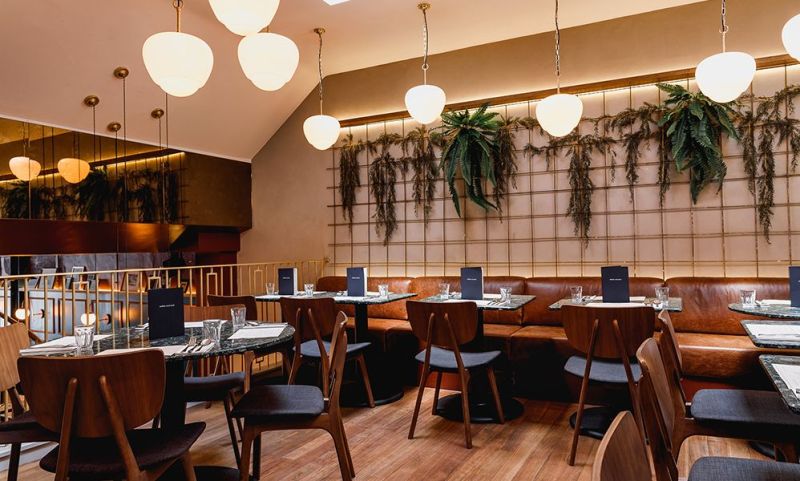 复古主题餐厅里的那些灵魂灯光