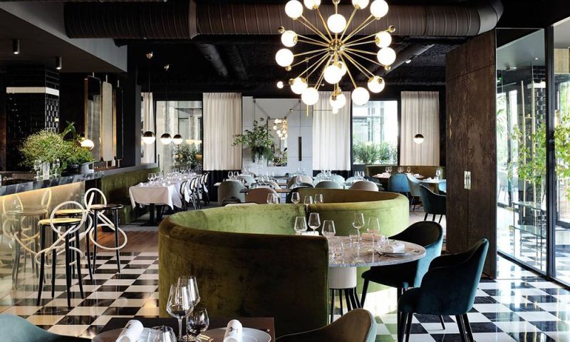 复古主题餐厅里的那些灵魂灯光