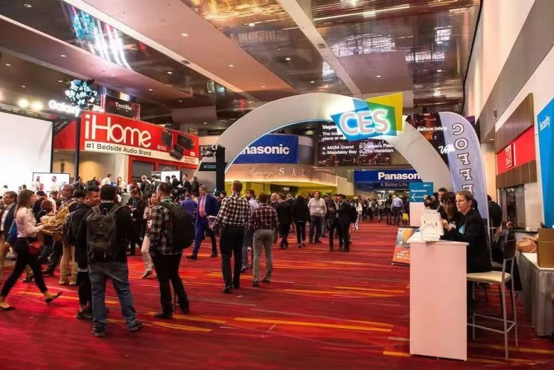 成就爱迪生和乔布斯的百年企业，这次盯上了谁？