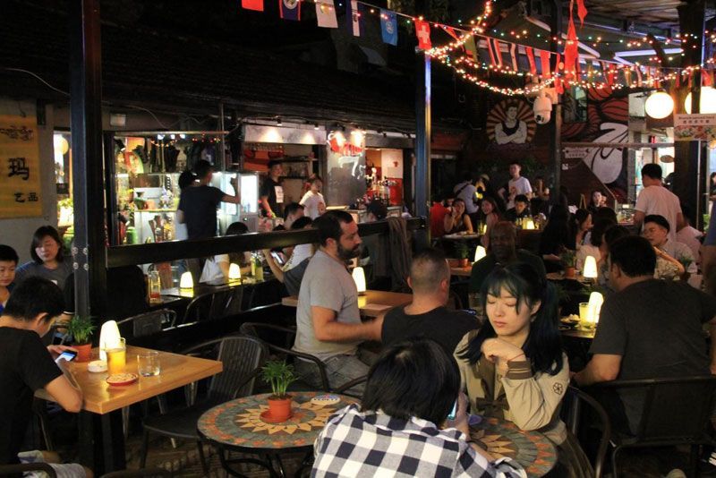 中国为什么要发展夜间经济？