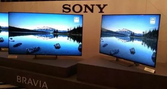 显示行业利润下滑15% 面板价格逼近1美元1英寸