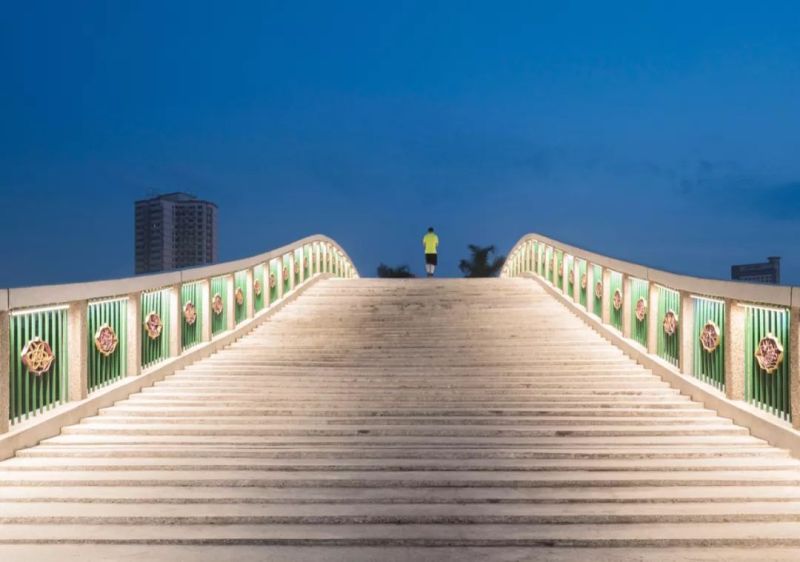 南湖公园夜景照明，打造南宁城市后花园