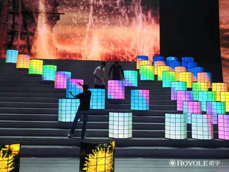 国庆70周年上的中国芯、中国屏