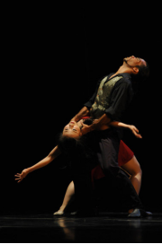 “艺”家 | 黄则玄：法兰西中国玫瑰的向“光”之路