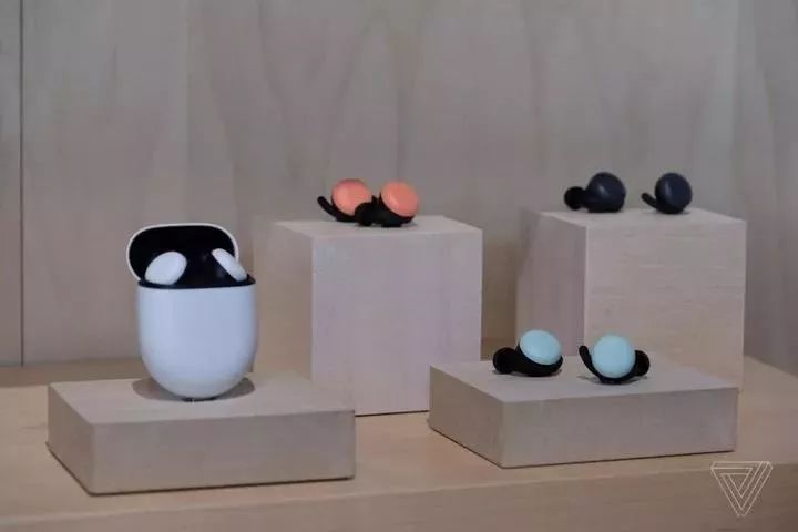 Google 2019新品发布会：装有雷达的手机、高颜值的笔记本和耳机